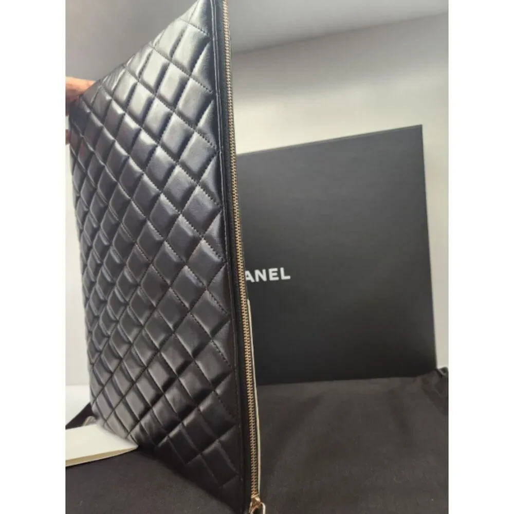 CHANEL Camellia Bow Quilted Lambskin Clutch Black Ivory Coco Mark Full Set